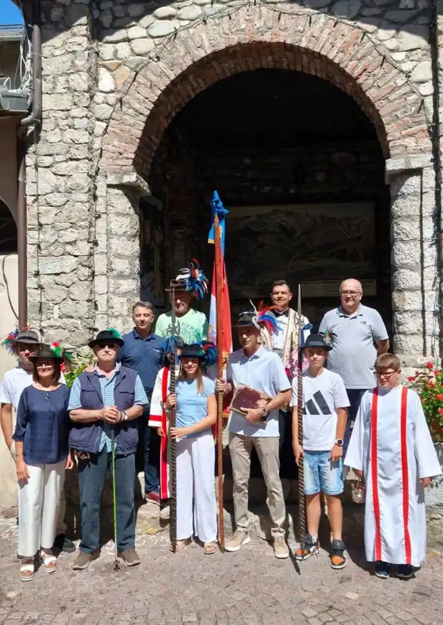 Photo de groupe des membres de la Compagnia, juillet 2026