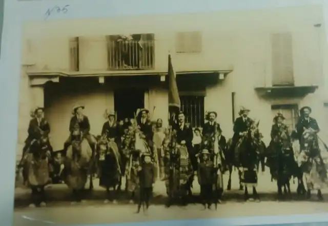 Photographie historique de la Compagnia, vers 1900